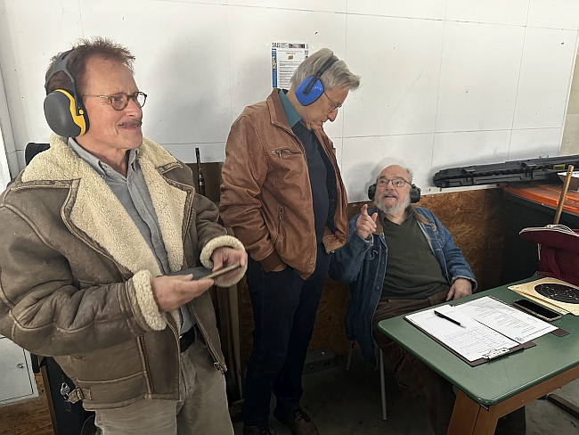 Lothar Nettelmann am Auswertetisch