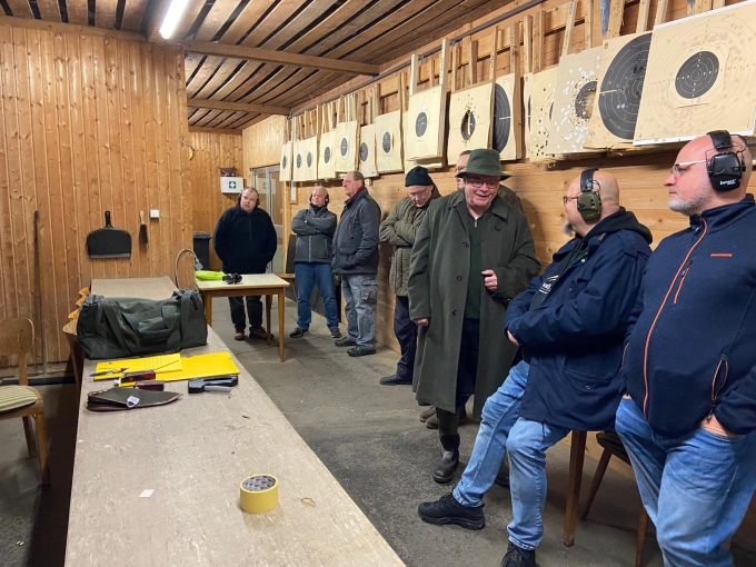 Der Gro&szlig;kaliberstand ist wirklich gro&szlig;